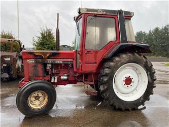 International 844XL