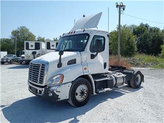 Freightliner CA113DC