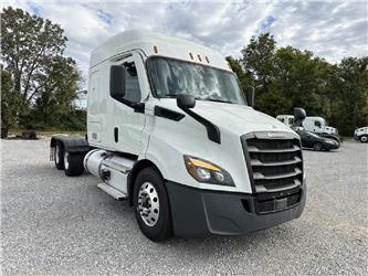 Freightliner CA116