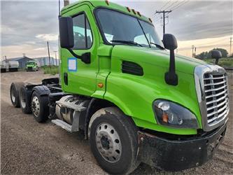 Freightliner CA125DC