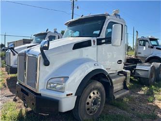 Kenworth T880