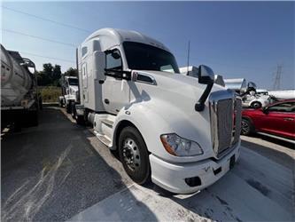 Kenworth T880