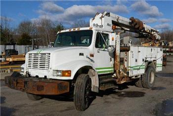 International 4900