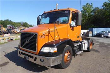 Volvo VNM42T