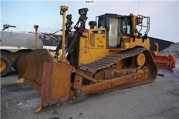 CAT D6