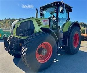 CLAAS Axion 830