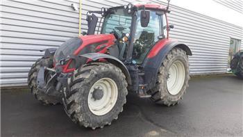 Valtra N 154