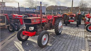 Massey Ferguson 158