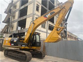 CAT 320 D