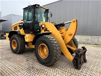 CAT 938M