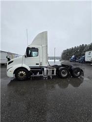 Volvo VNL64T300