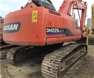 Doosan dx225