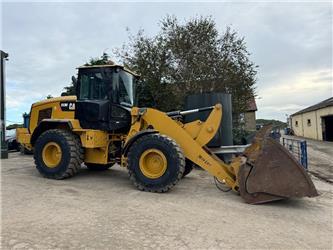 CAT 930 M