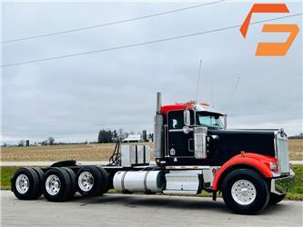 Kenworth W 900