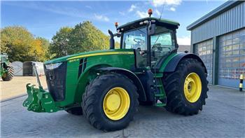 John Deere 8370R