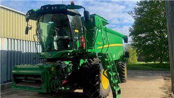 John Deere T660