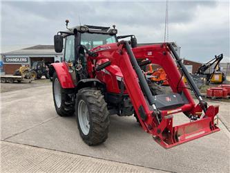 Massey Ferguson 5713