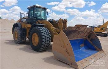 CAT 982M