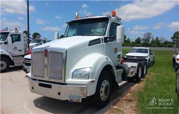 Kenworth T880