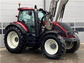 Valtra T144S