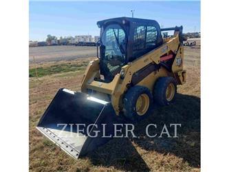 CAT 242D3