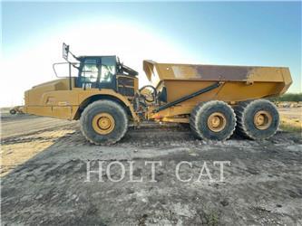 CAT 745