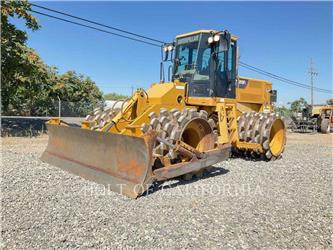 CAT 815F2