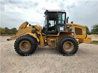 CAT 926M