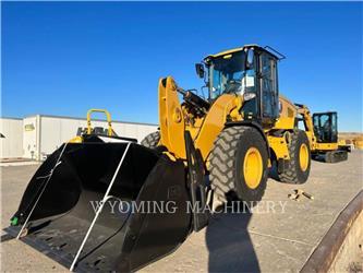 CAT 930M