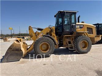 CAT 930M