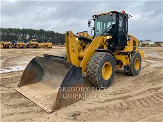 CAT 930M