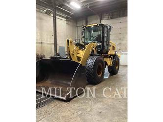 CAT 930M