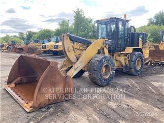 CAT 938M