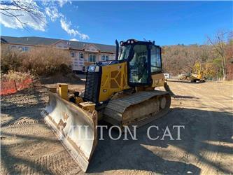 CAT D1