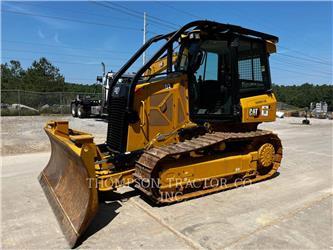 CAT D2