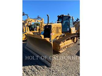 CAT D4