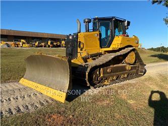 CAT D6