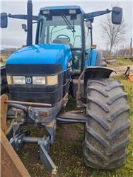 New Holland 8560