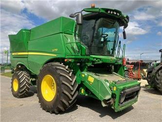 John Deere S770