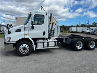 Freightliner Cascadia 113