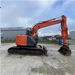 Hitachi ZX135US