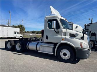 Freightliner Cascadia 113