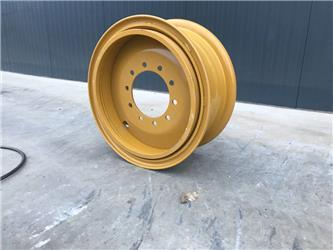 CAT 140H Rims