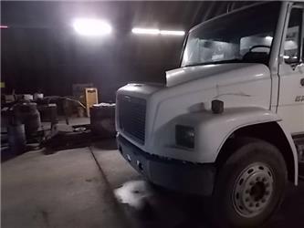 Freightliner L70