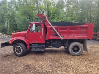 International 4900