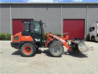 Kubota R065W