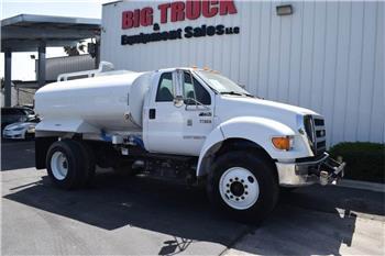 Ford F750