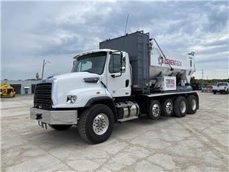 Freightliner 114SD