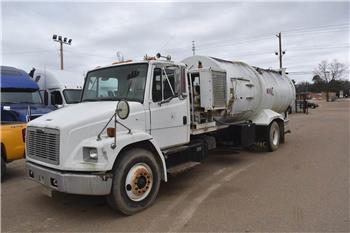 Freightliner FL70