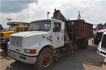 International 4900